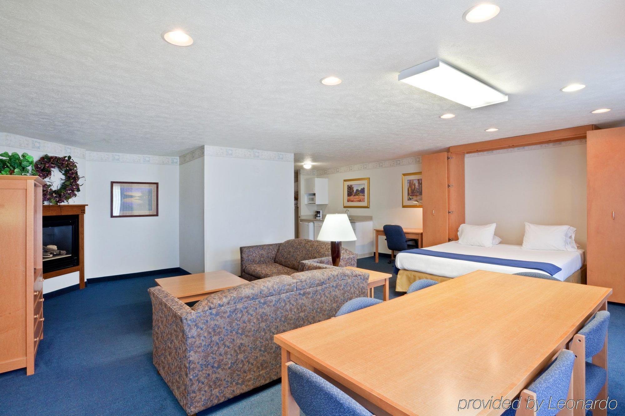 Holiday Inn Express Lewiston By Ihg Room photo